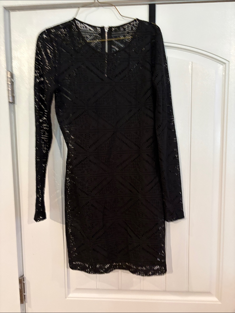 Forever 21 Black Long-Sleeve Lace Bodycon Dress